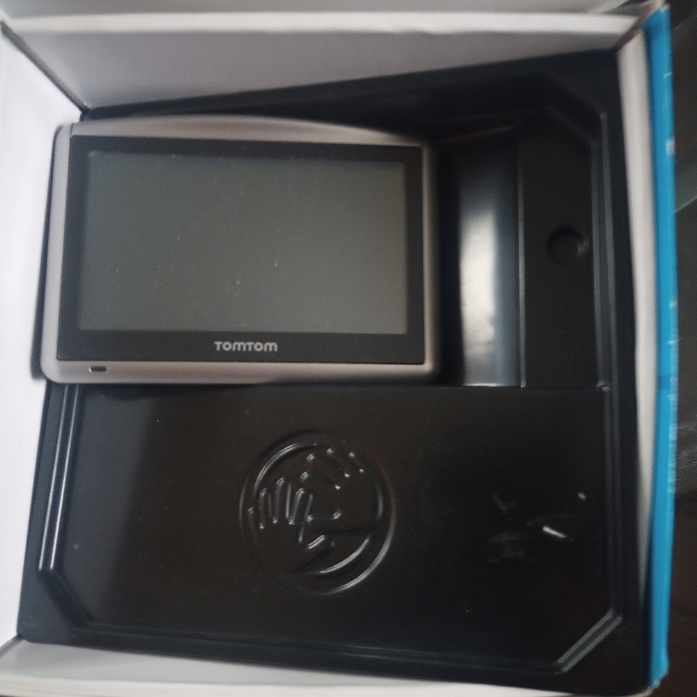 TomTom GPS Navigation Device